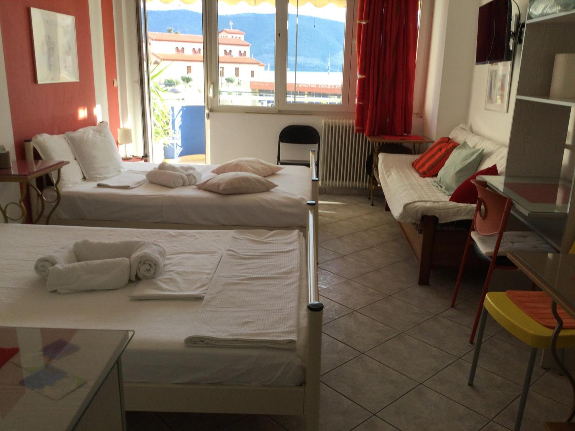 איגומניטסה Maria'S Roomstudios Apartments Flats To Let Seaside Heart City Chantzara Spyropoulos מראה חיצוני תמונה