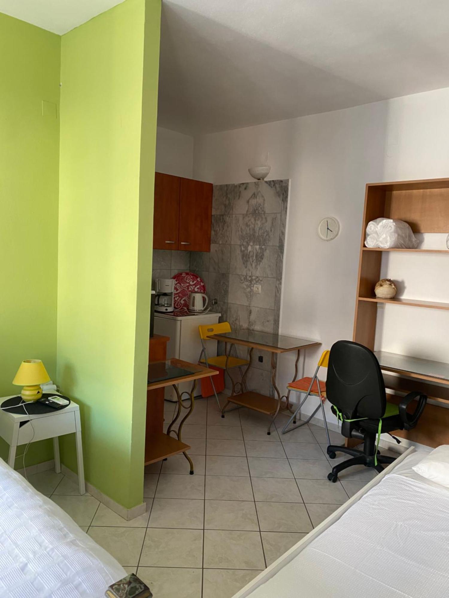 איגומניטסה Maria'S Roomstudios Apartments Flats To Let Seaside Heart City Chantzara Spyropoulos מראה חיצוני תמונה