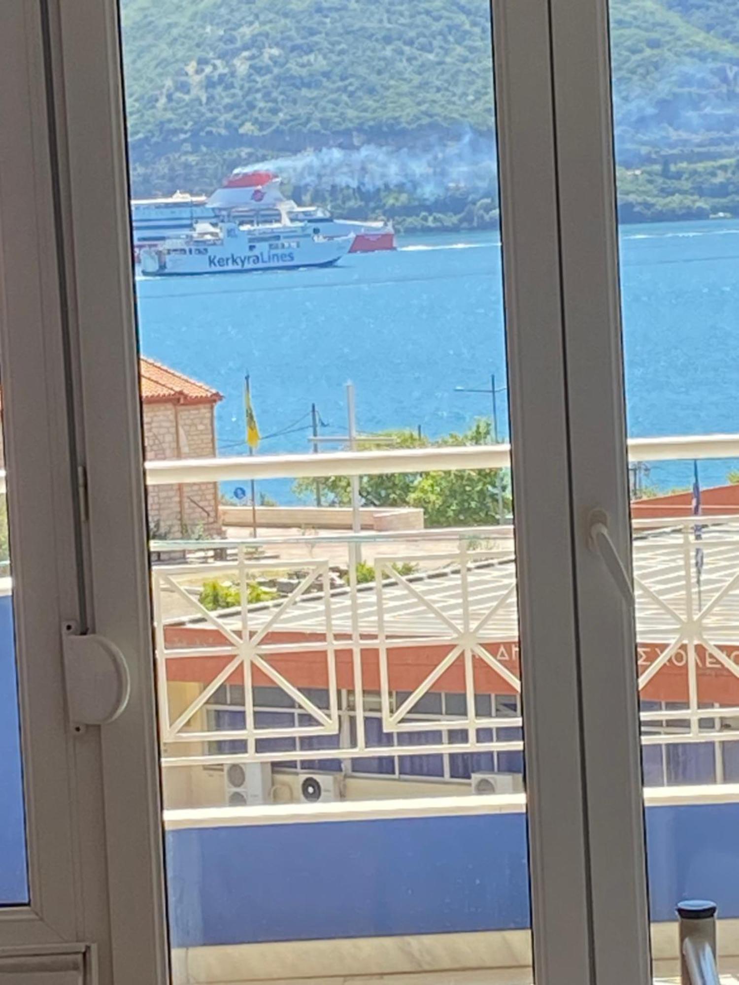 איגומניטסה Maria'S Roomstudios Apartments Flats To Let Seaside Heart City Chantzara Spyropoulos מראה חיצוני תמונה